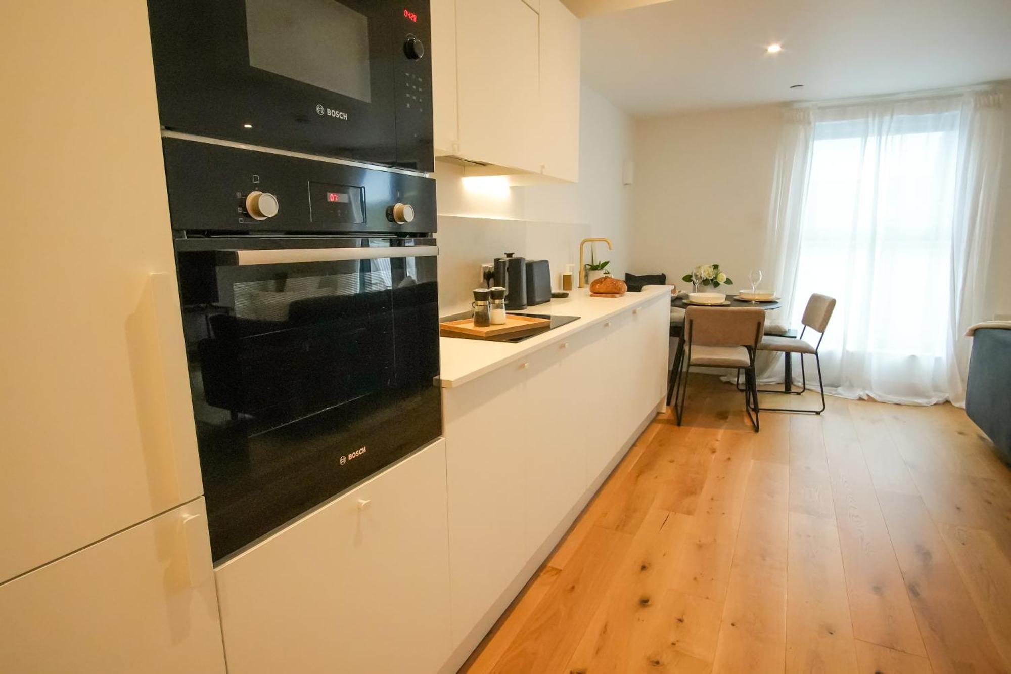 Sunrise 1 Bedroom Apartment In Central WTA-toernooi van Eastbourne Buitenkant foto